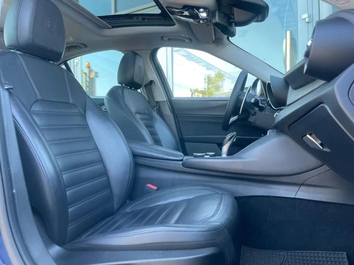 Alfa Romeo Giulia usata a Ancona (15)