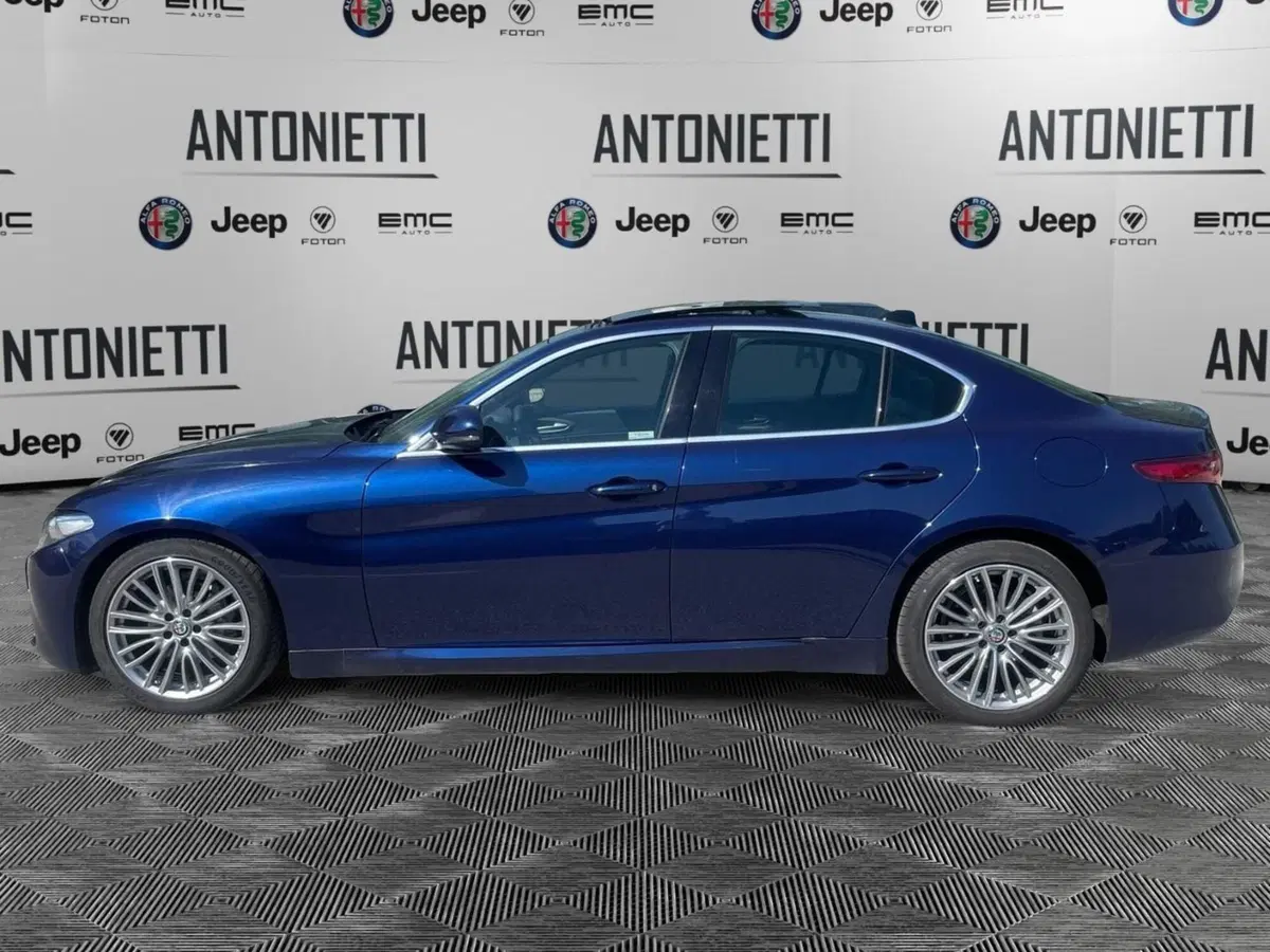 Alfa Romeo Giulia usata a Ancona (8)