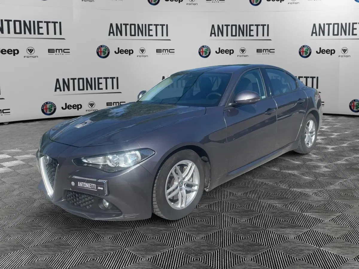 Alfa Romeo Giulia usata a Ancona