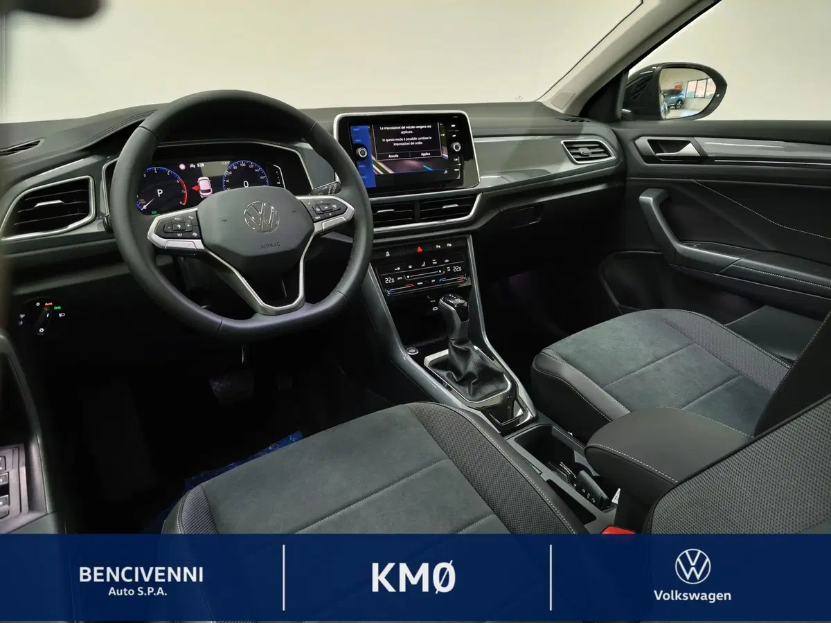 Volkswagen T-Roc nuova a Catanzaro (16)