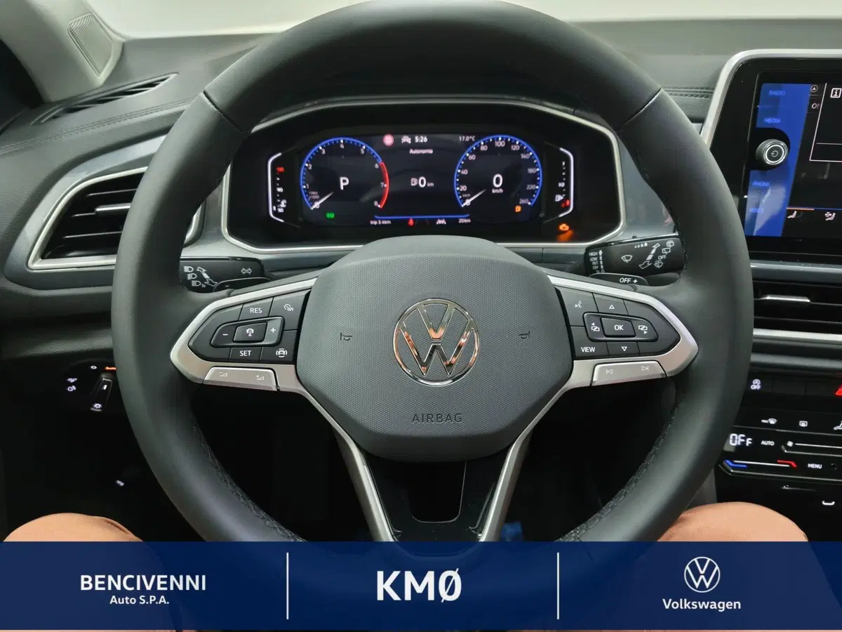Volkswagen T-Roc nuova a Catanzaro (18)
