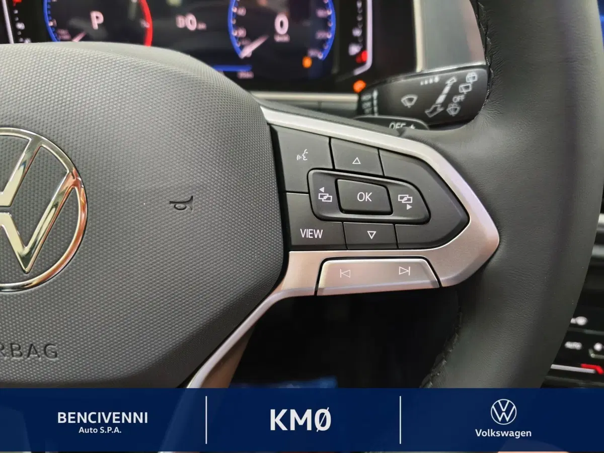 Volkswagen T-Roc nuova a Catanzaro (20)