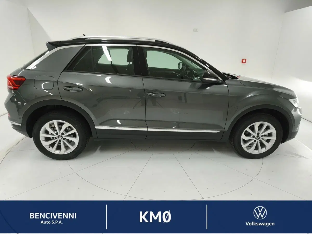 Volkswagen T-Roc nuova a Catanzaro (5)