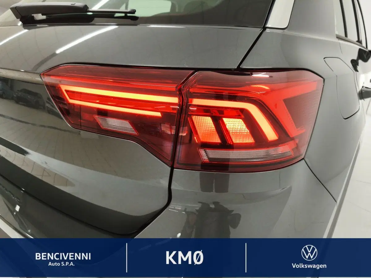Volkswagen T-Roc nuova a Catanzaro (8)