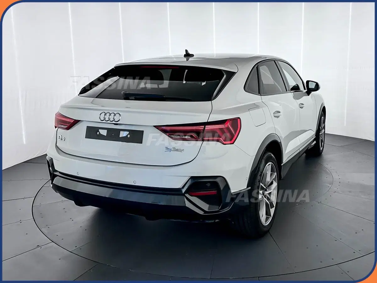 Audi Q3 Sportback usata a Milano (6)