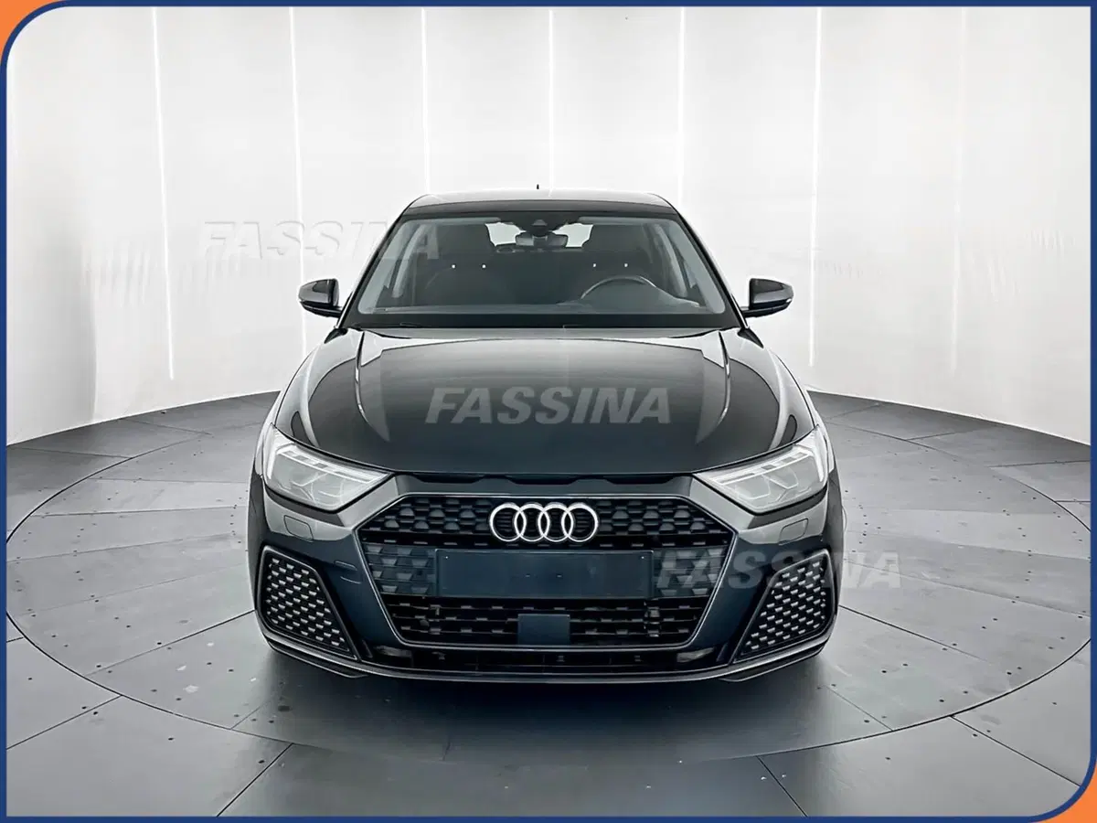 Audi A1 Sportback usata a Milano (2)