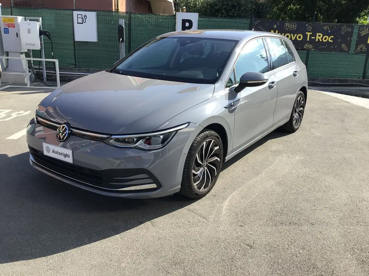 Volkswagen Golf usata a Genova