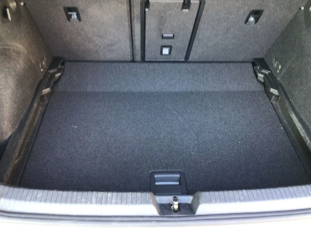 Volkswagen Golf usata a Genova (10)
