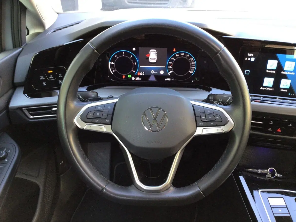 Volkswagen Golf usata a Genova (13)