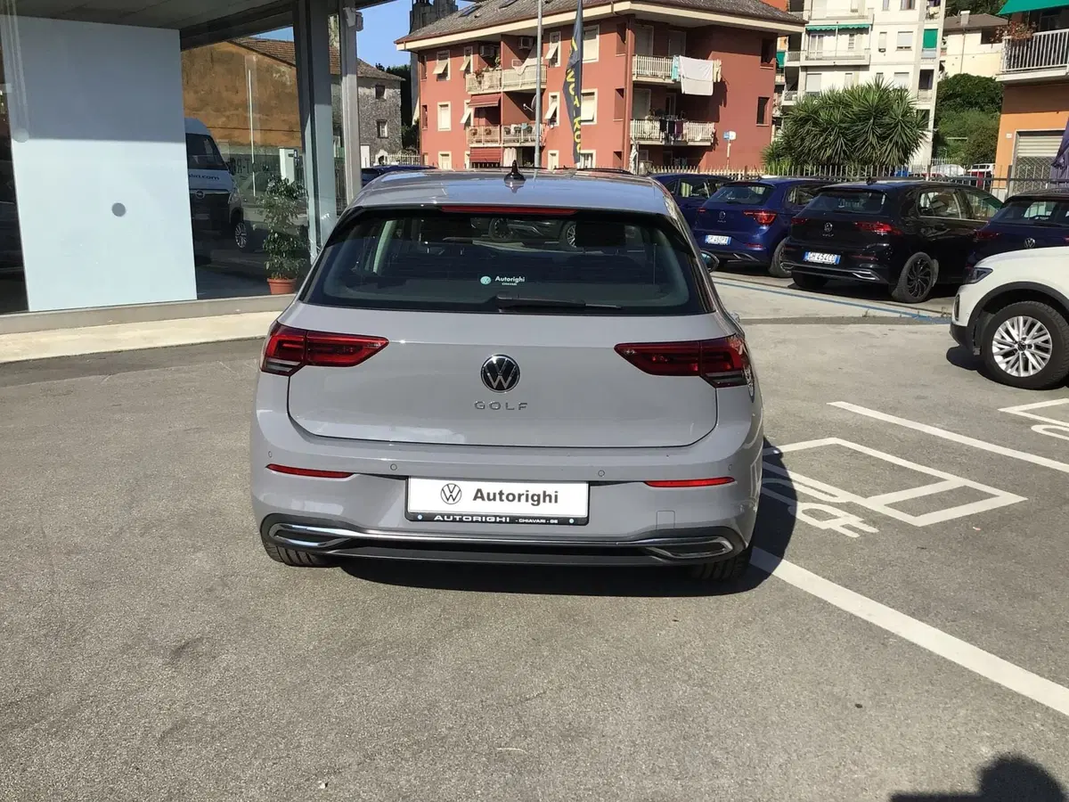 Volkswagen Golf usata a Genova (6)
