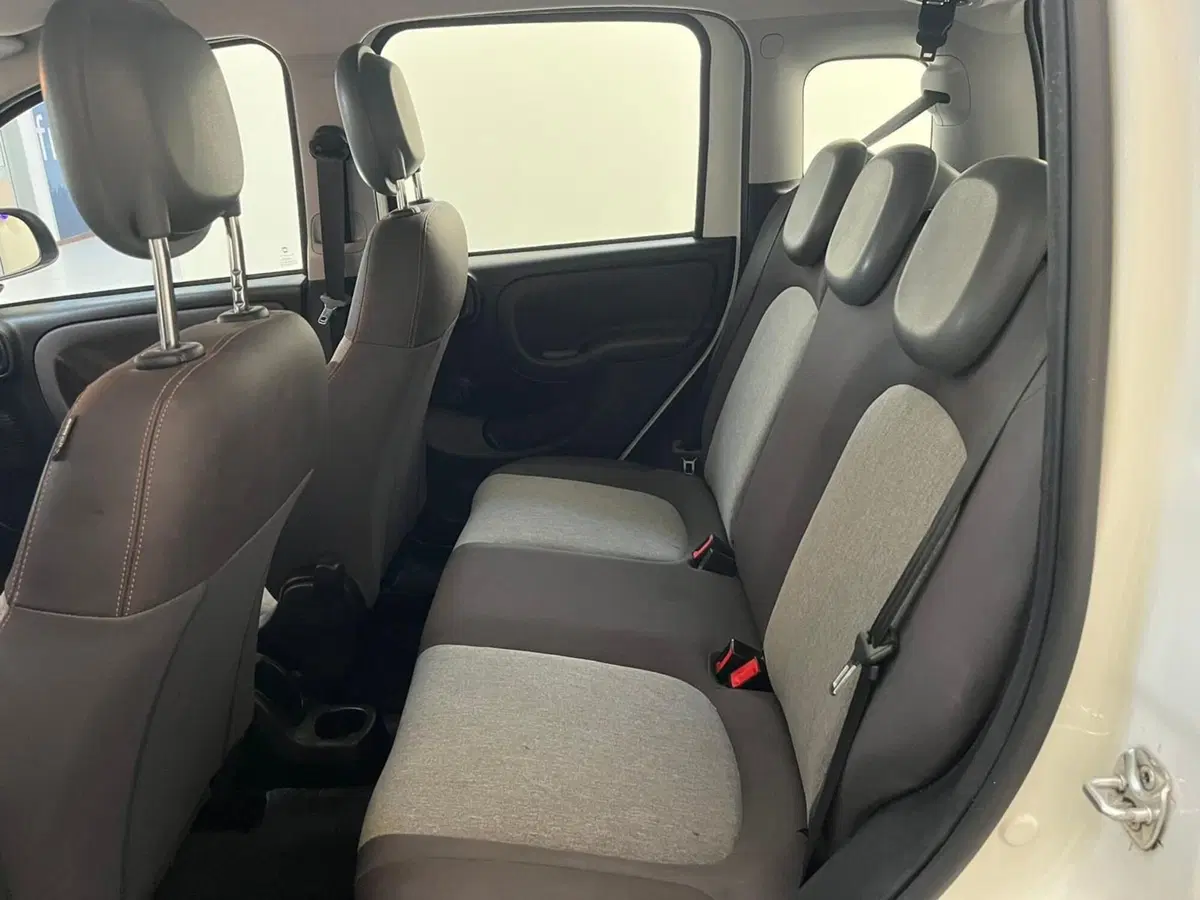 Fiat Panda Cross usata a Lucca (12)