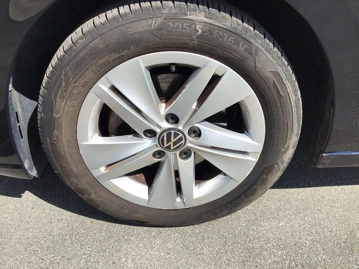 Volkswagen Golf usata a Genova (9)