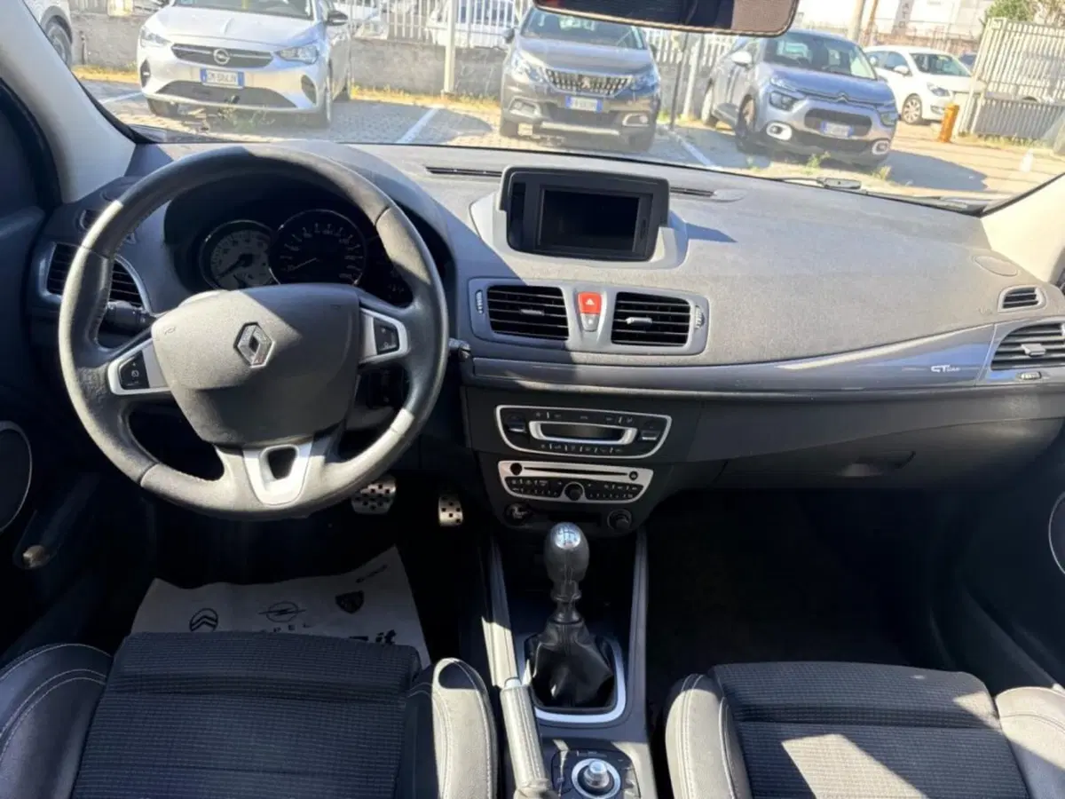 Renault Mégane SporTour usata a Foggia (11)
