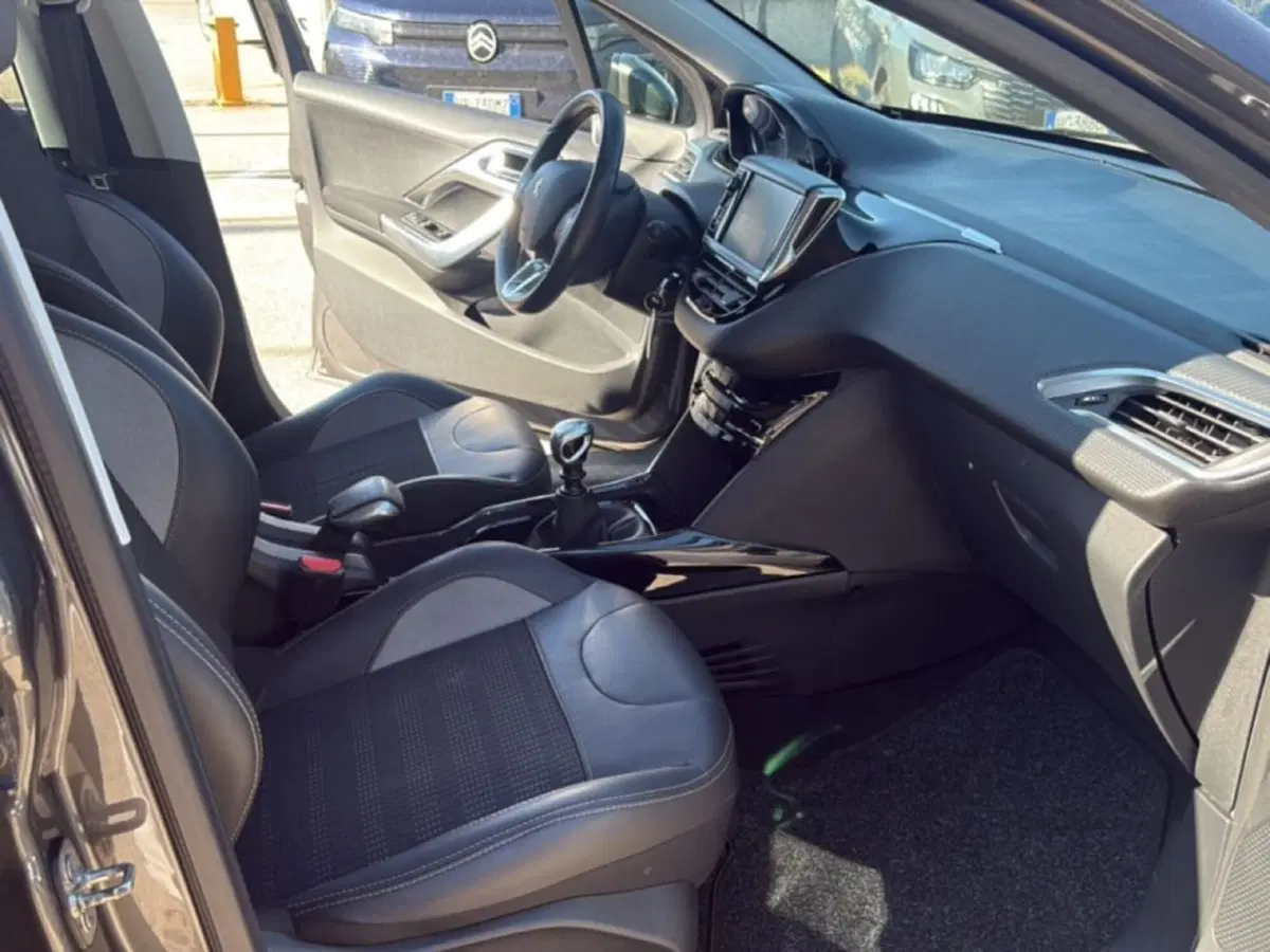 Peugeot 2008 usata a Foggia (16)