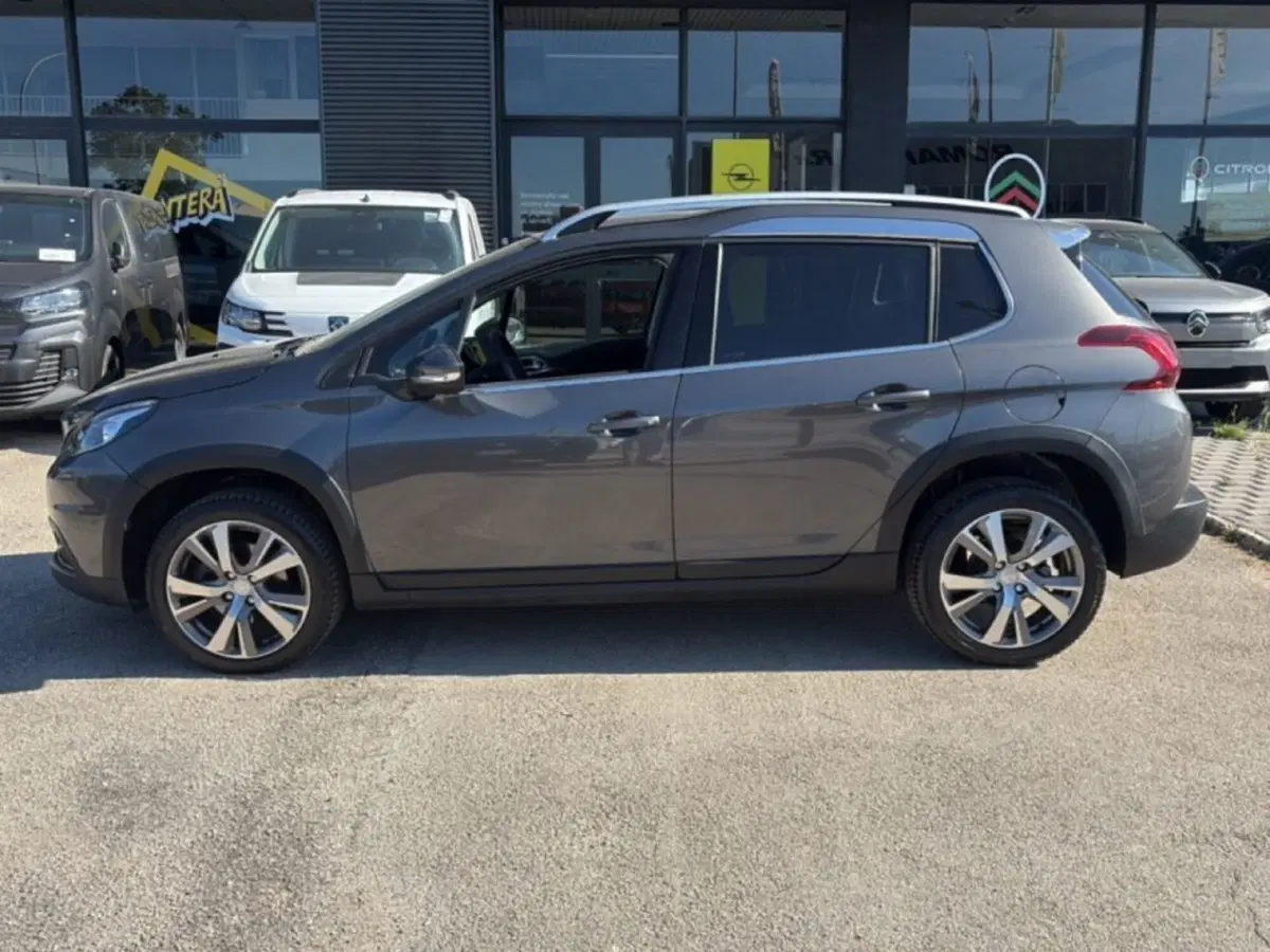 Peugeot 2008 usata a Foggia (9)