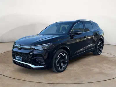 Volkswagen Tiguan Allspace 2.0 TDI SCR DSG 4MOTION R-Line del 2024 usata a Terni