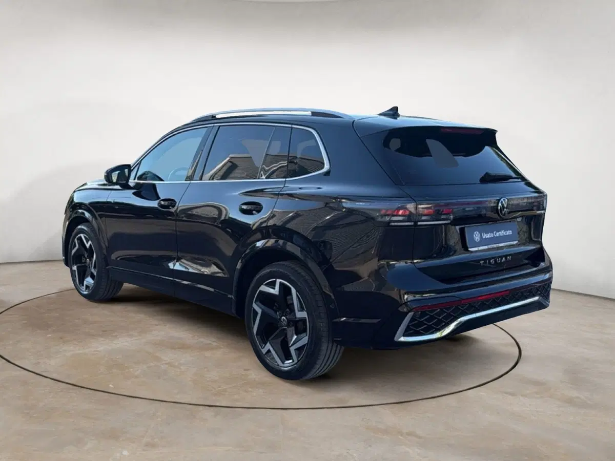 Volkswagen Tiguan usata a Terni (4)