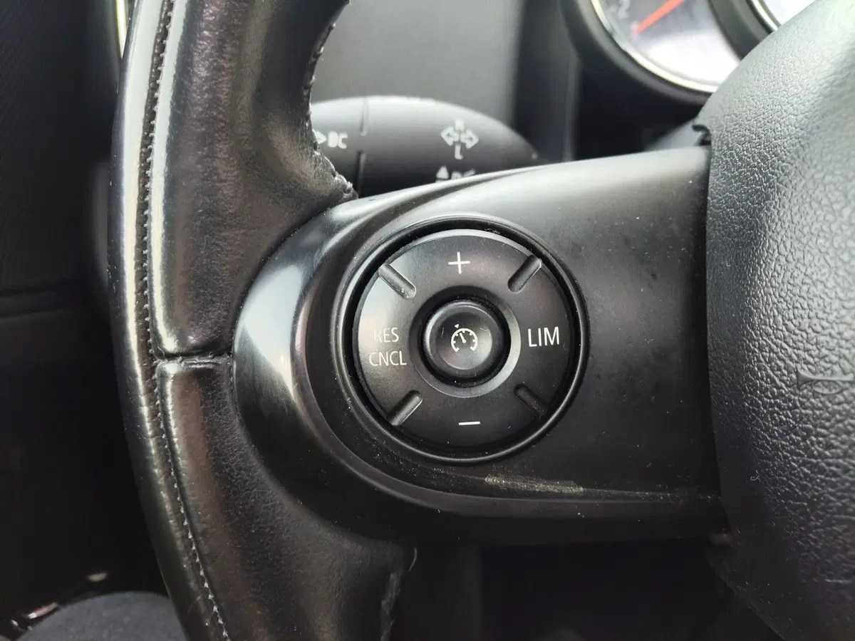 MINI Mini Countryman usata a Modena (14)