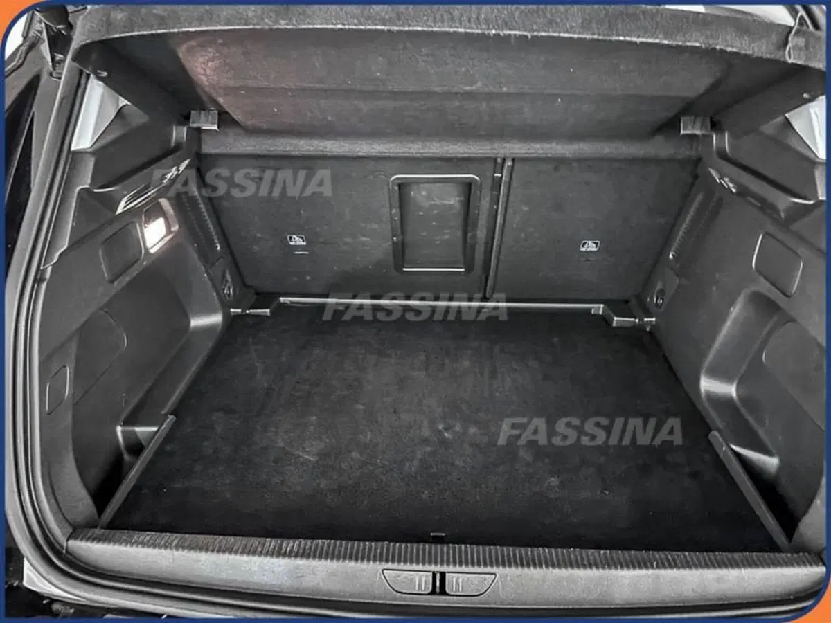 Opel Grandland usata a Milano (12)