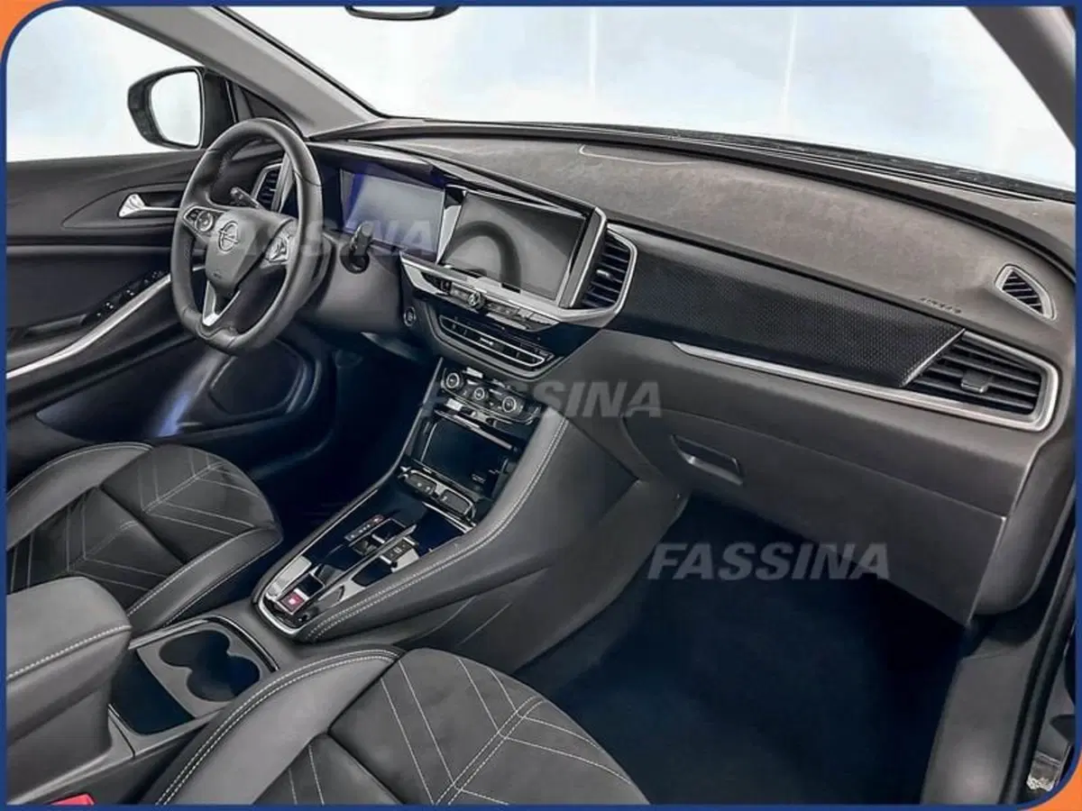 Opel Grandland usata a Milano (13)