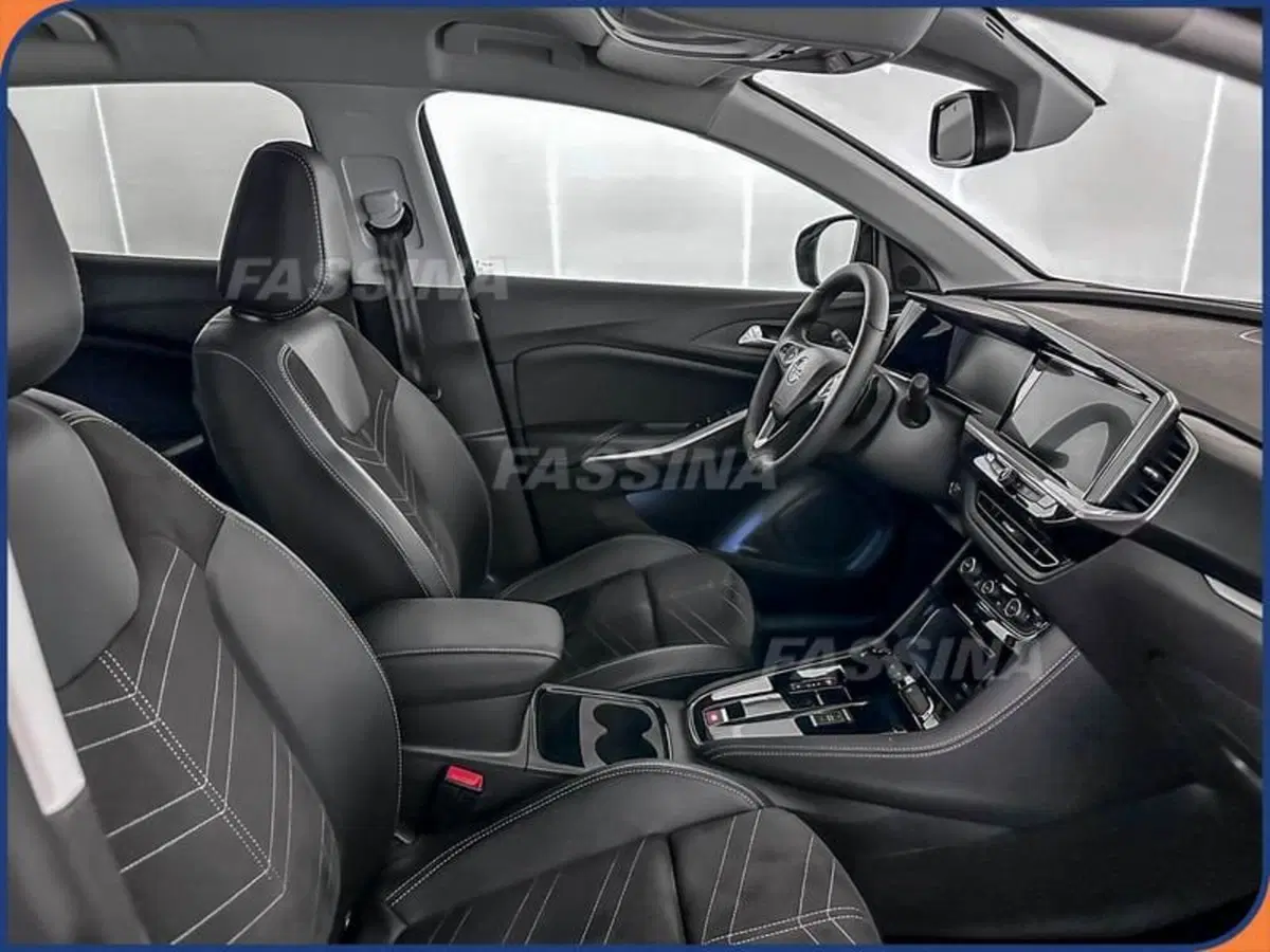 Opel Grandland usata a Milano (14)