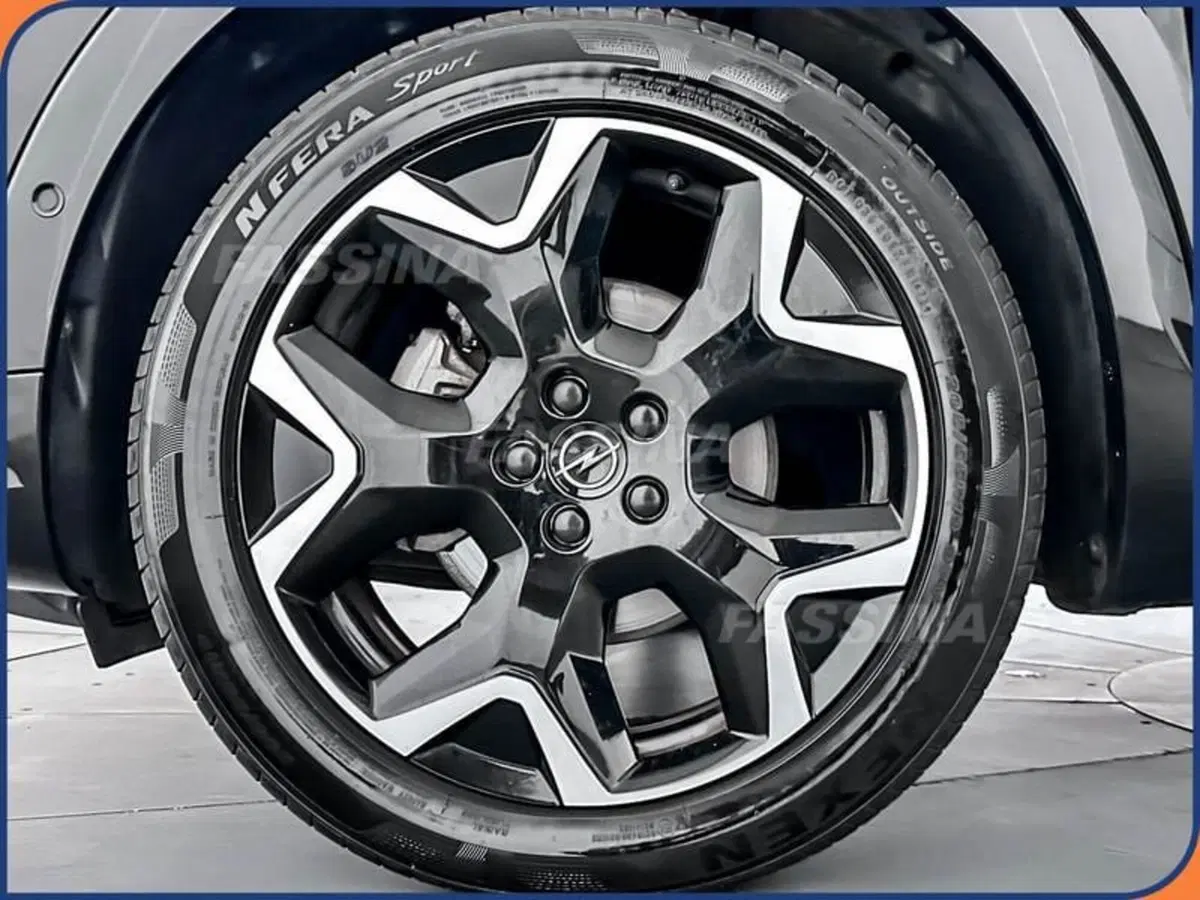Opel Grandland usata a Milano (7)