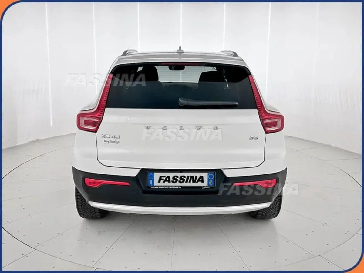 Volvo XC40 usata a Milano (5)