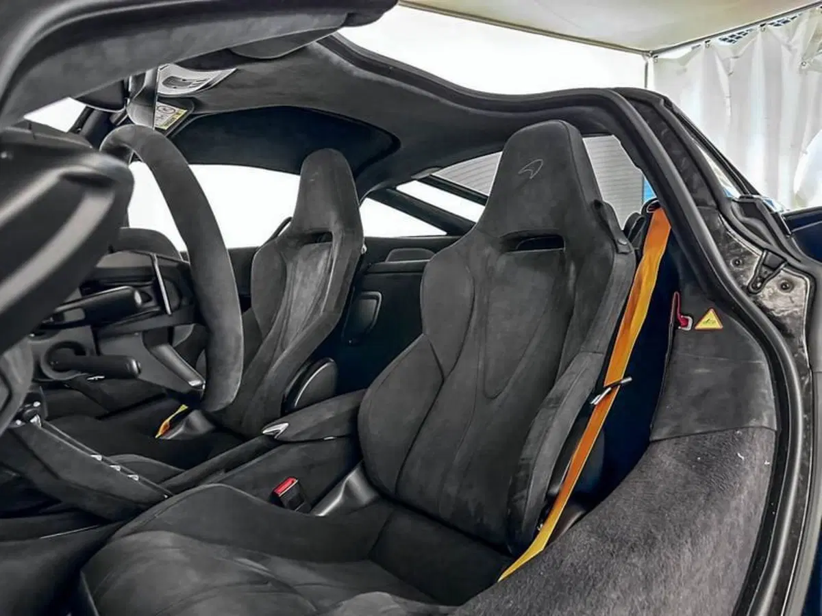 McLaren 750S Coupé nuova a Milano (8)