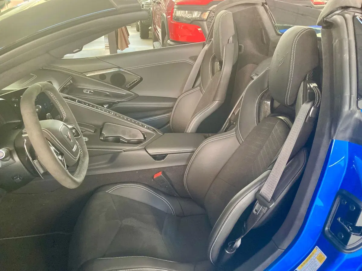 Corvette Corvette C8 Cabrio nuova a Monza e Brianza (9)
