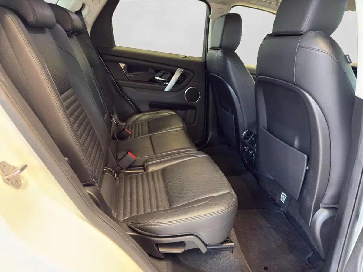 Land Rover Discovery Sport usata a Latina (4)