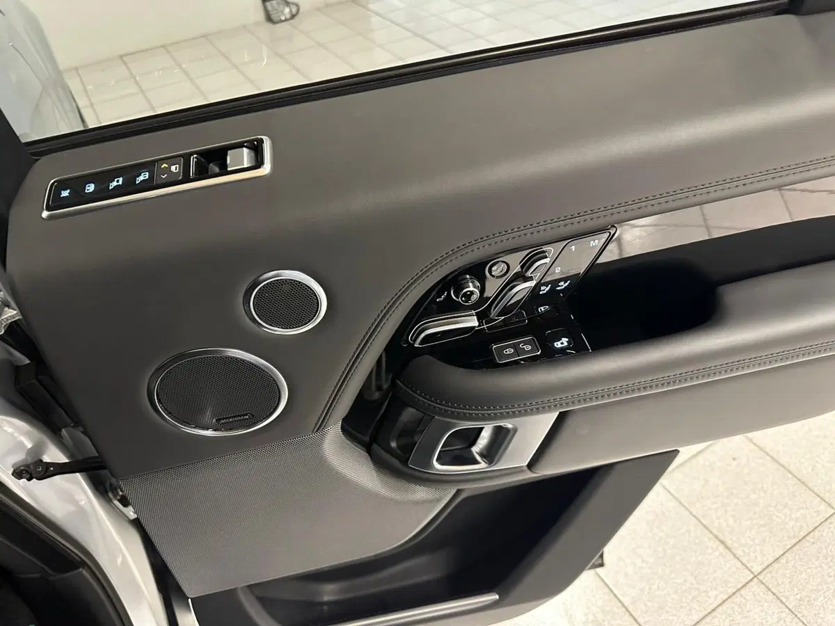 Land Rover Range Rover usata a Verbano Cusio Ossola (14)