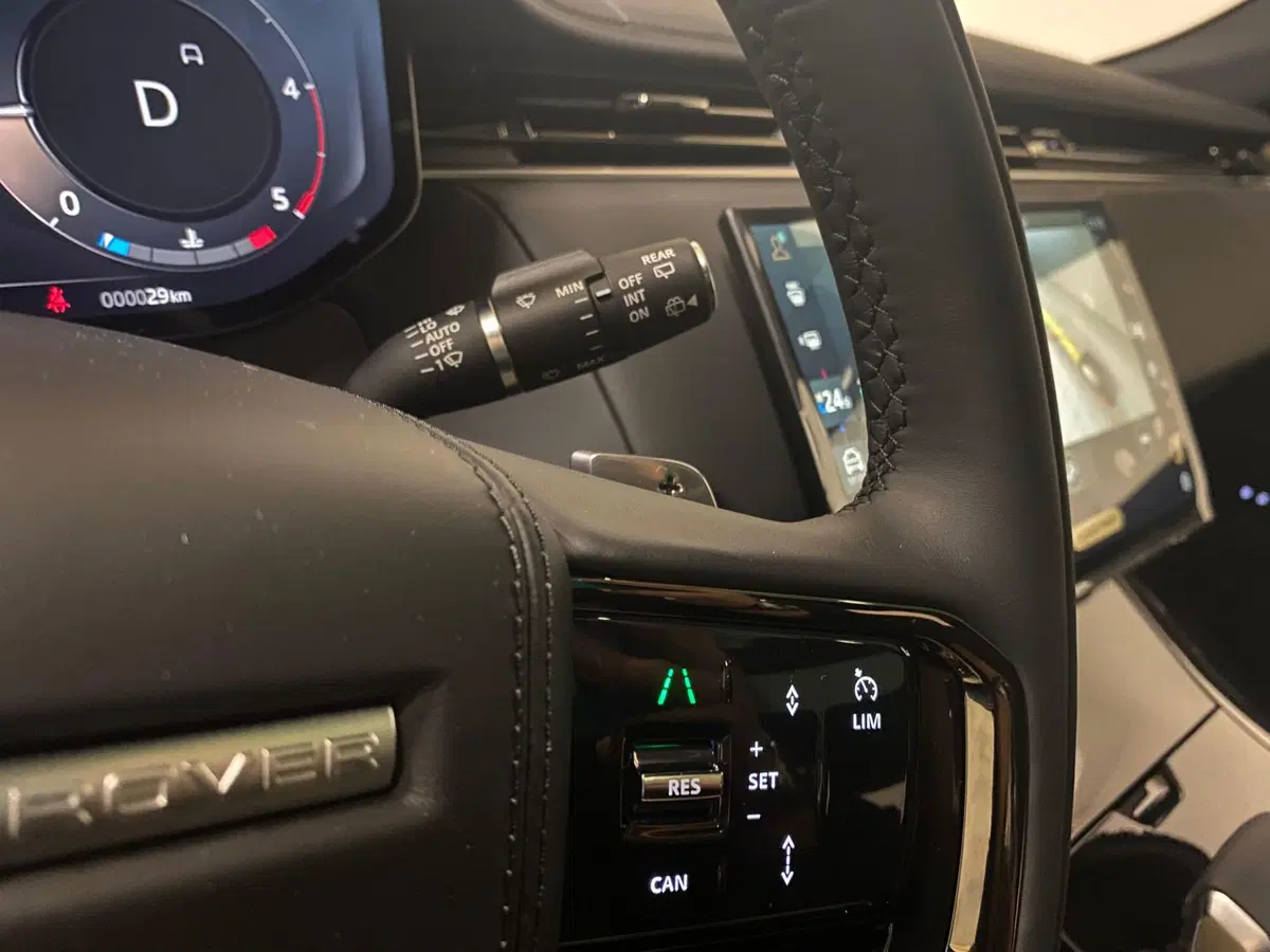 Land Rover Range Rover Sport usata a Novara (14)