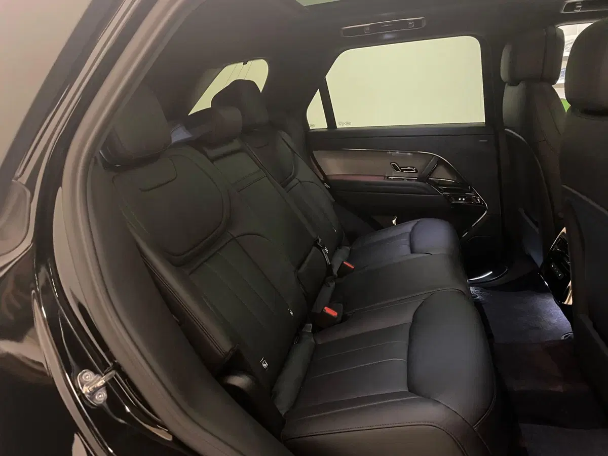 Land Rover Range Rover Sport usata a Novara (5)