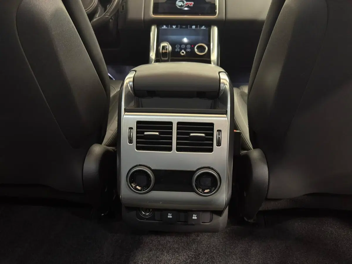 Land Rover Range Rover Sport usata a Novara (14)