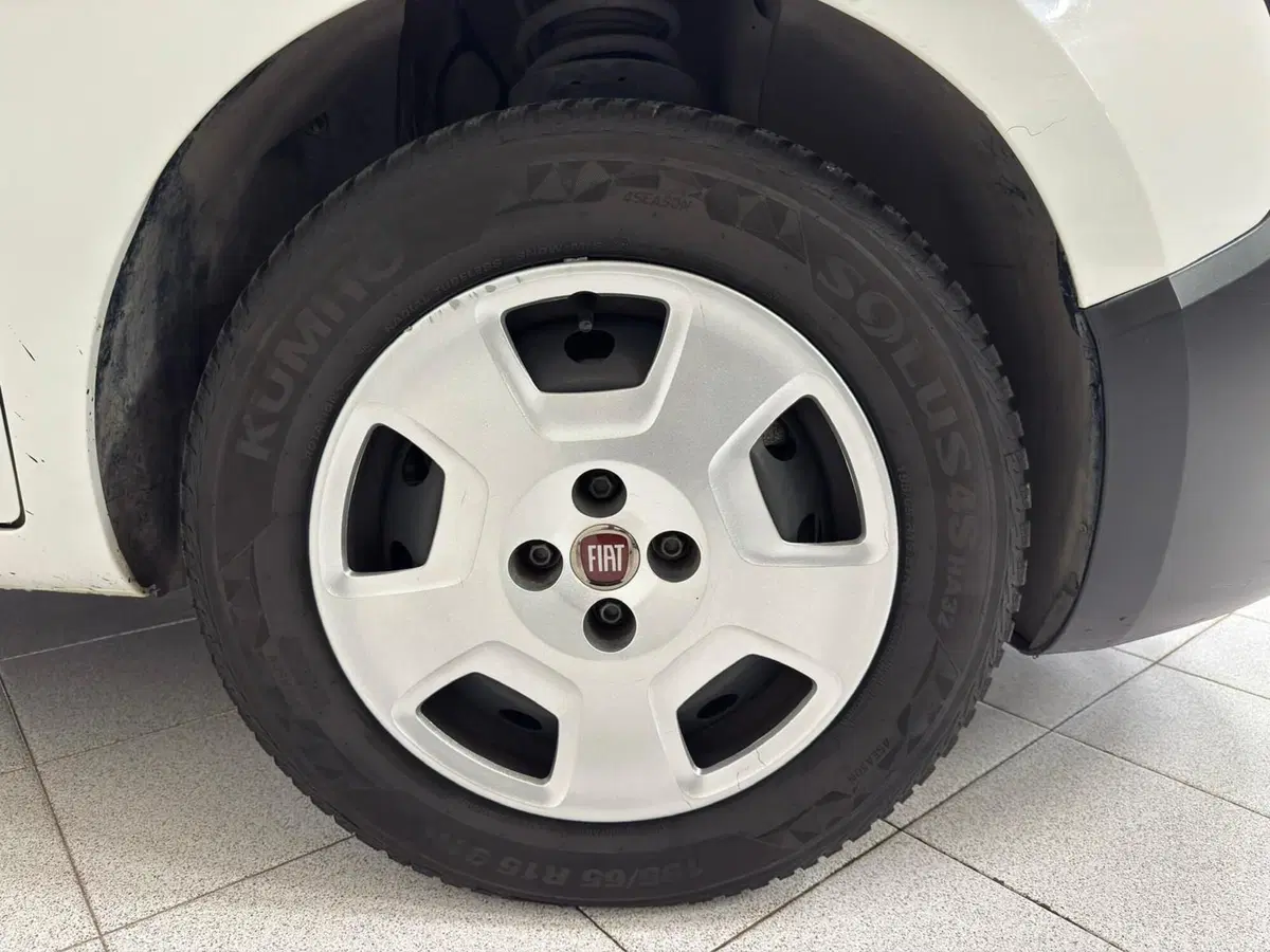 Fiat Fiorino usata a Novara (8)