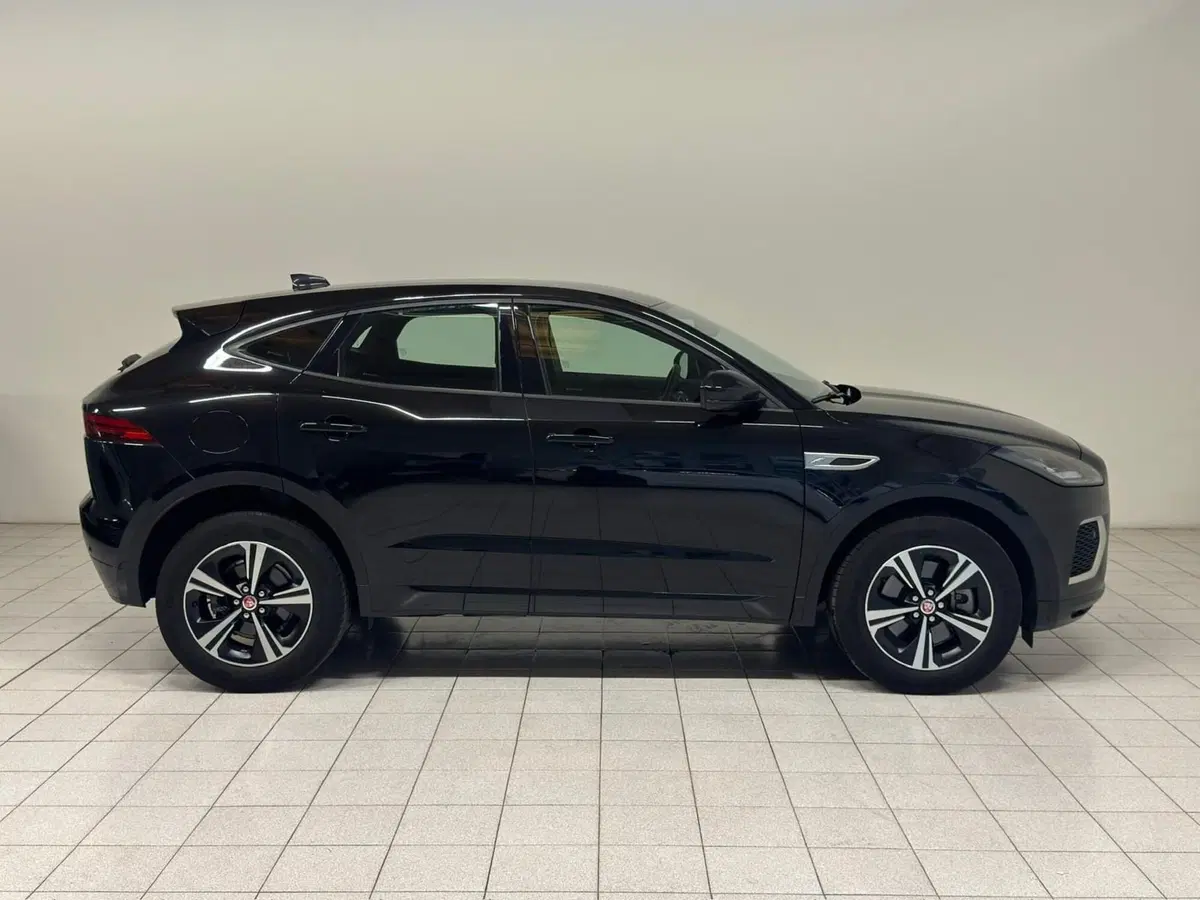 Jaguar E-Pace usata a Novara (6)