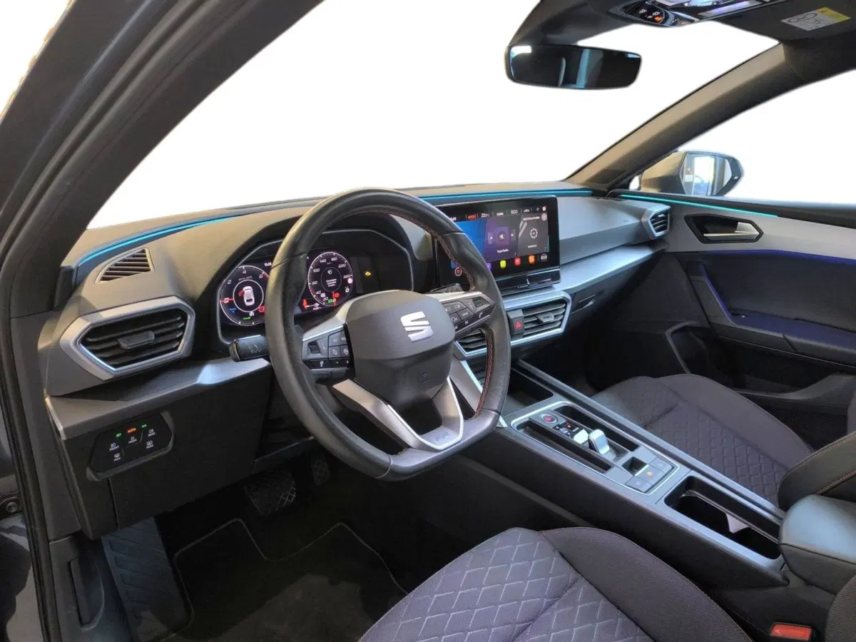 SEAT Leon ST usata a Udine (9)