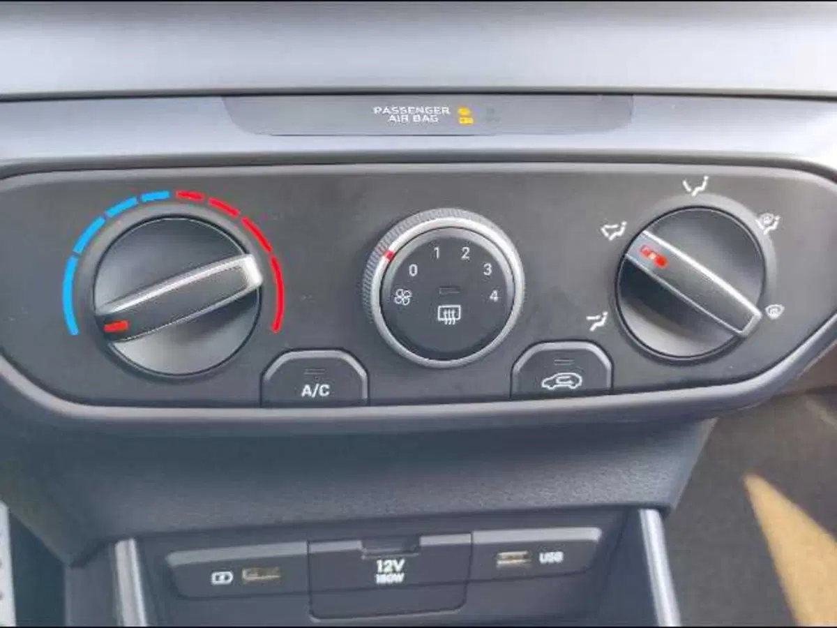 Hyundai Bayon usata a Roma (16)