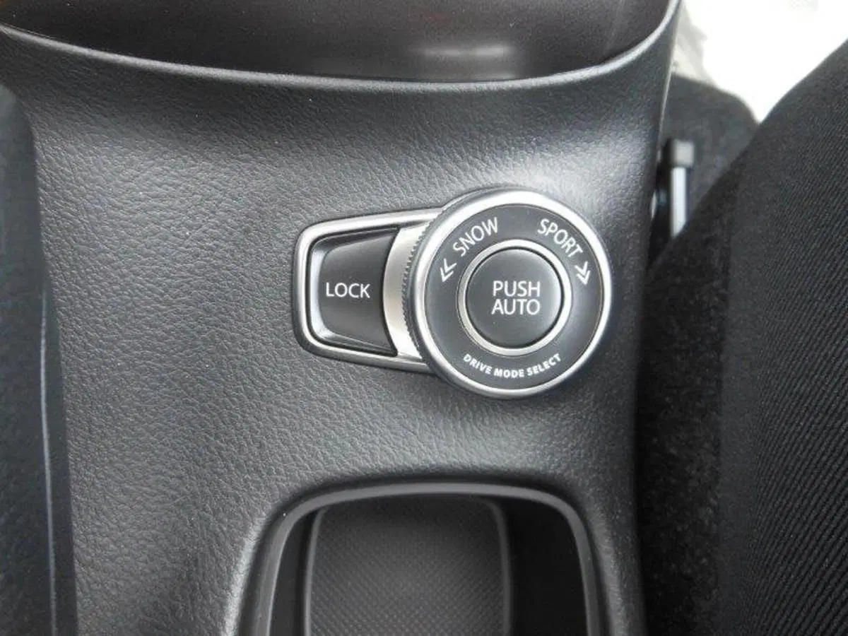 Suzuki S-Cross nuova a L'Aquila (14)
