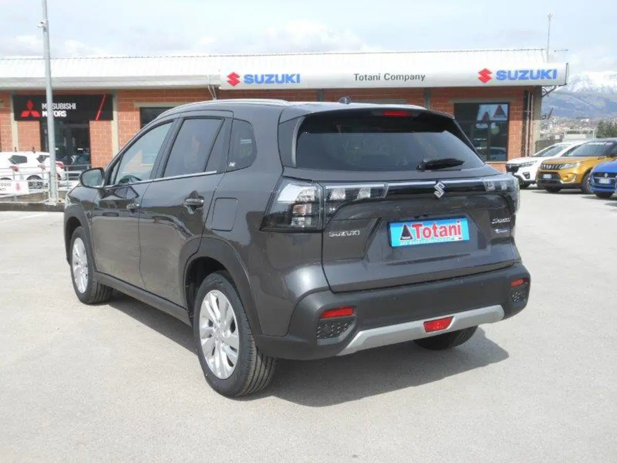 Suzuki S-Cross nuova a L'Aquila (8)