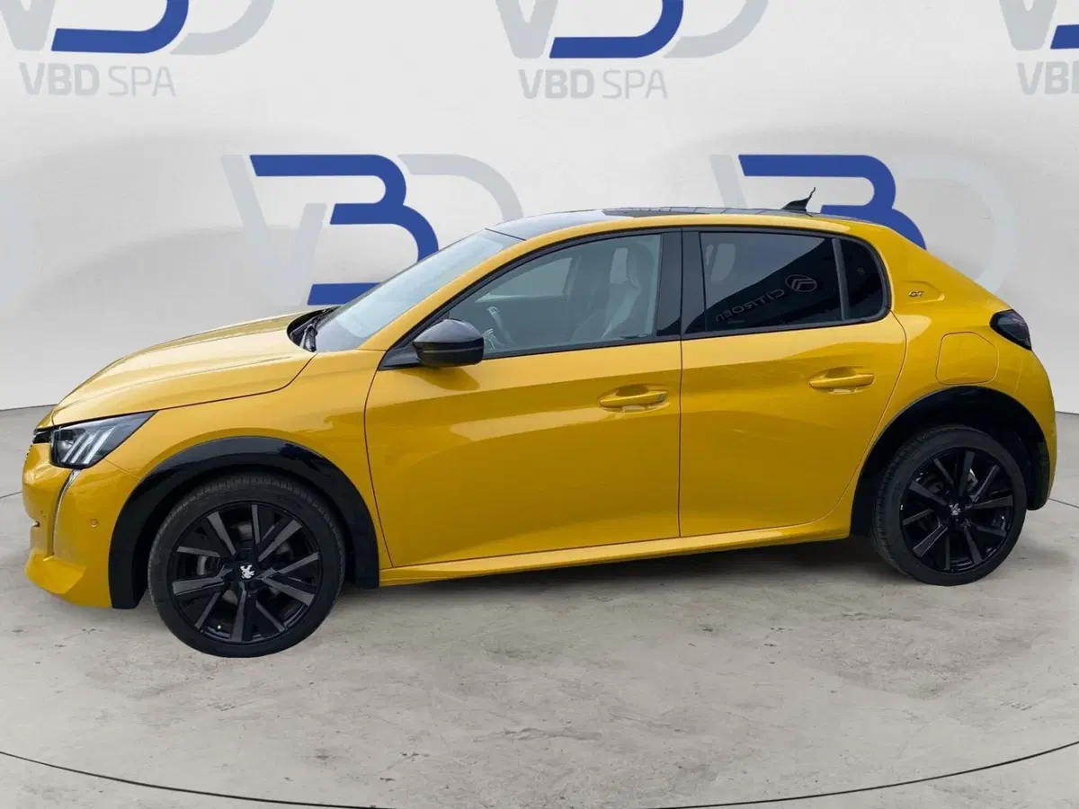 Peugeot 208 usata a Milano (2)