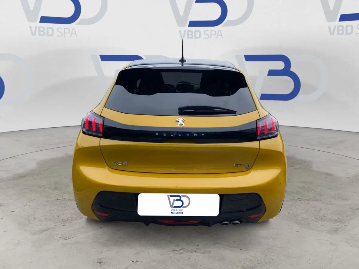 Peugeot 208 usata a Milano (4)