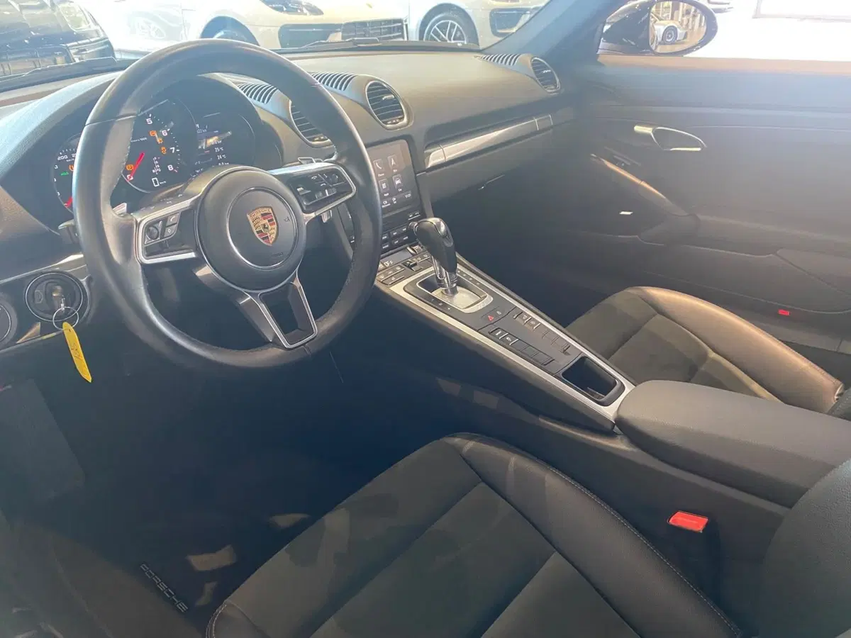 Porsche 718 Cayman  usata a Firenze (11)