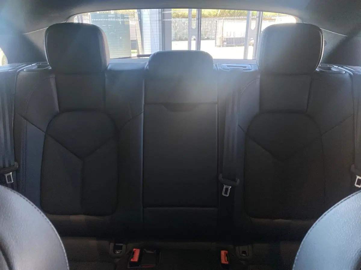 Porsche Macan usata a Firenze (17)