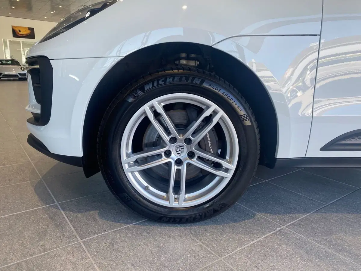 Porsche Macan usata a Firenze (7)