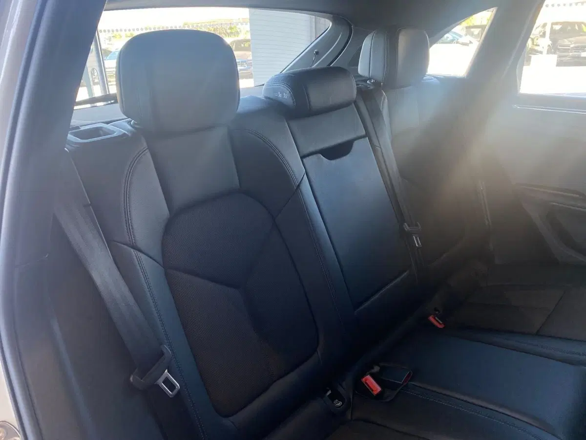 Porsche Macan usata a Firenze (9)