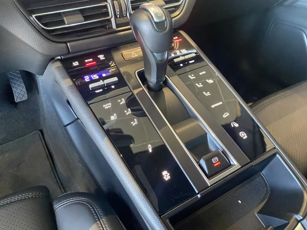 Porsche Macan usata a Firenze (14)
