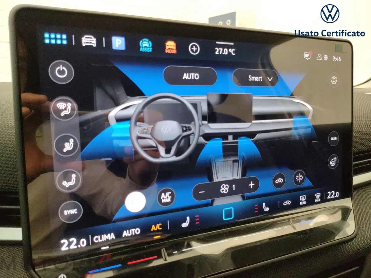 Volkswagen T-Roc nuova a Varese (14)