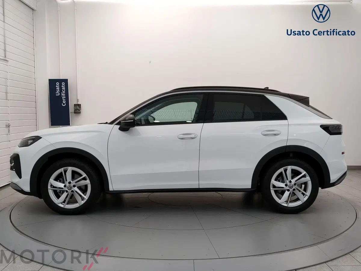Volkswagen T-Roc nuova a Varese (3)