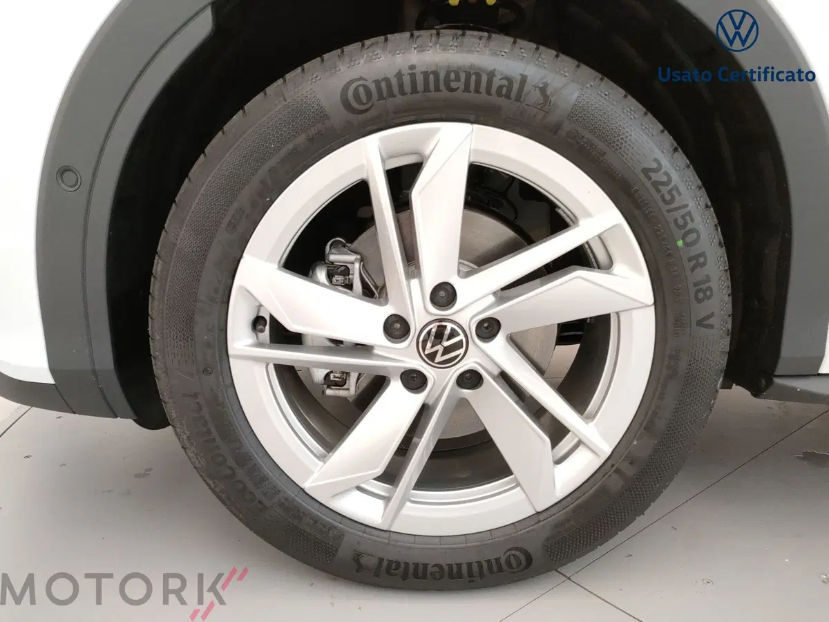 Volkswagen T-Roc nuova a Varese (6)